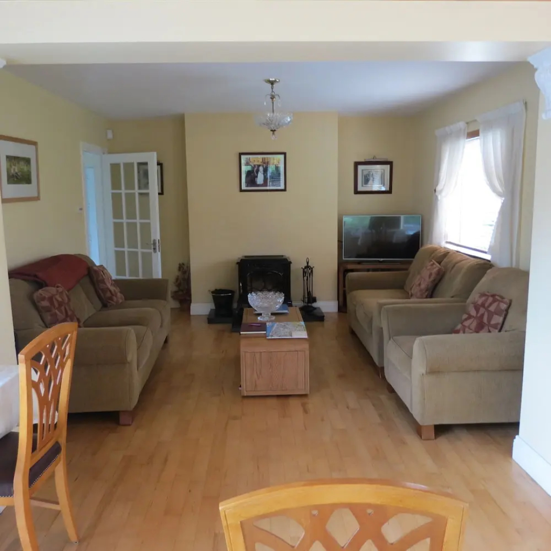 Rosewood Bed & Breakfast