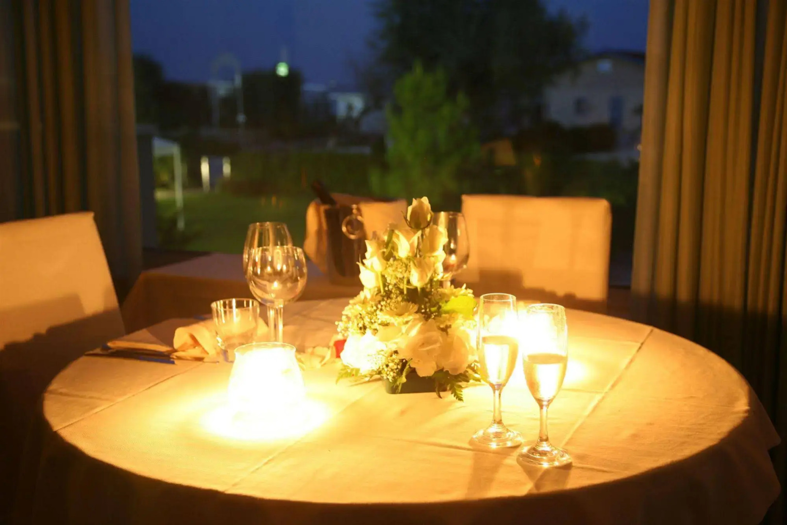 Hotel Embassy & Boston