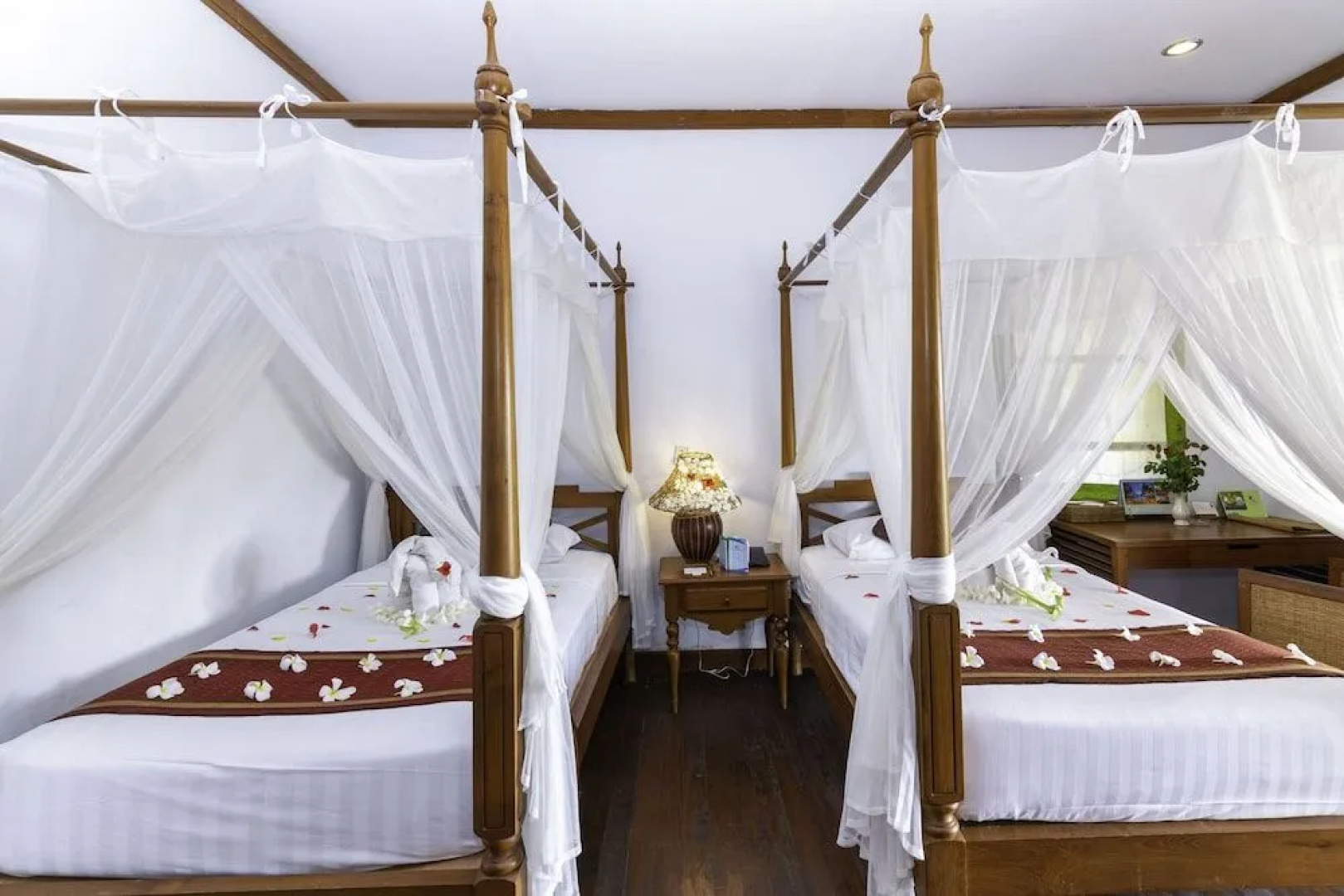Myanmar Treasure Resort Ngwe Saung