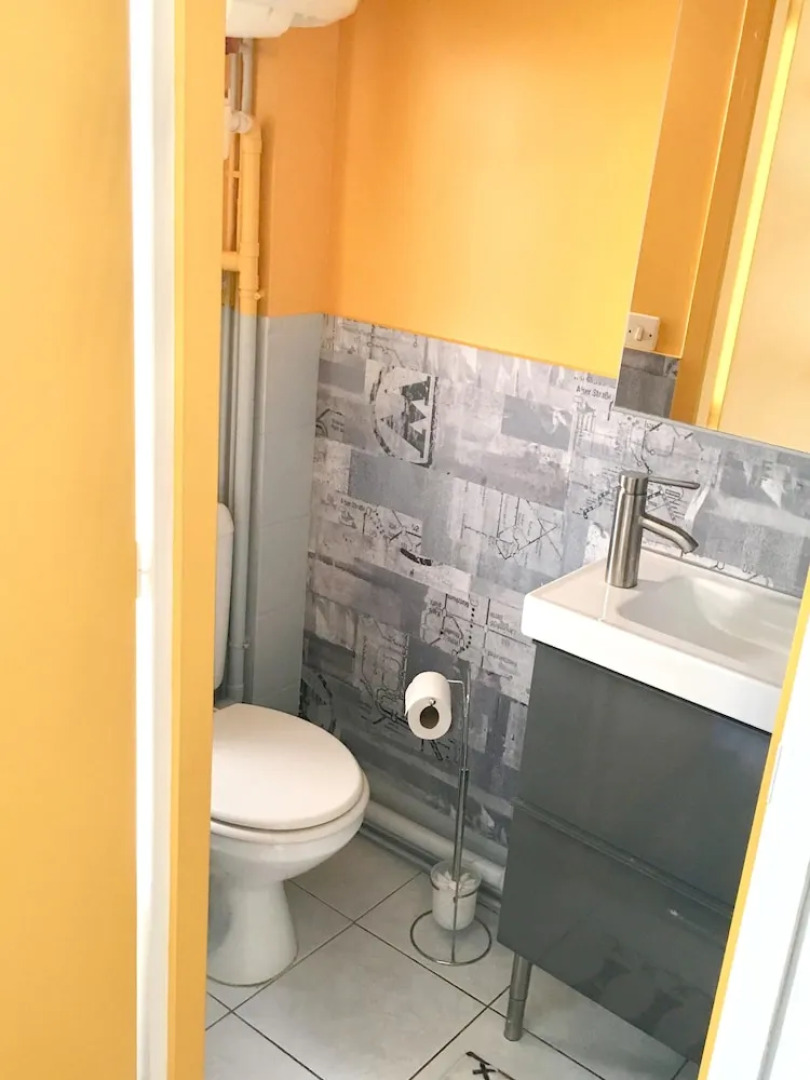 Apartment With one Bedroom in Frontignan, With Wonderful City View and Wifi - 1 km From the Beach