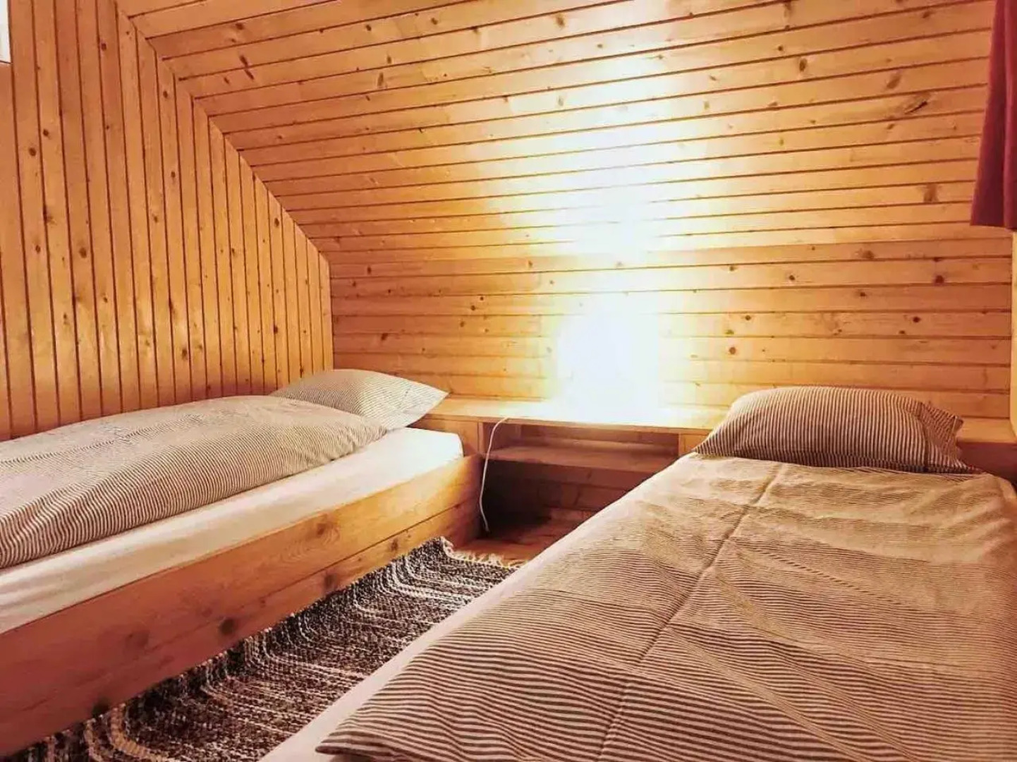 Peaceful Nature Cabin Jolly