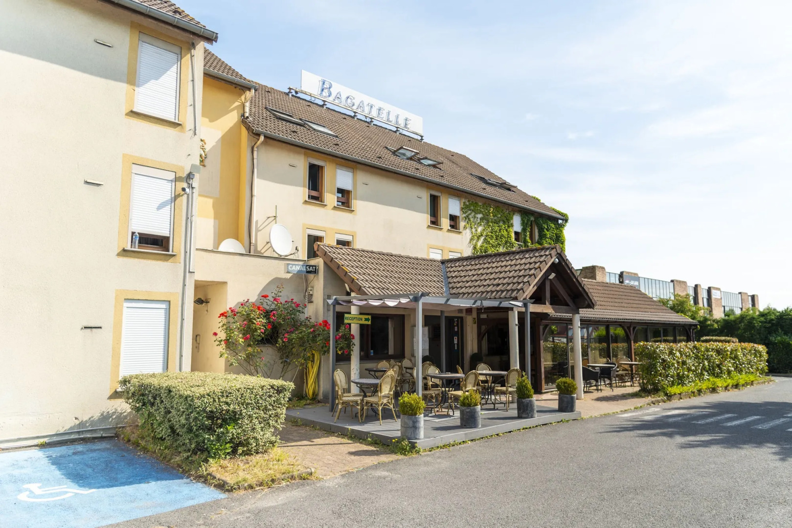 Hôtel Bagatelle Paris Nord Roissy CDG