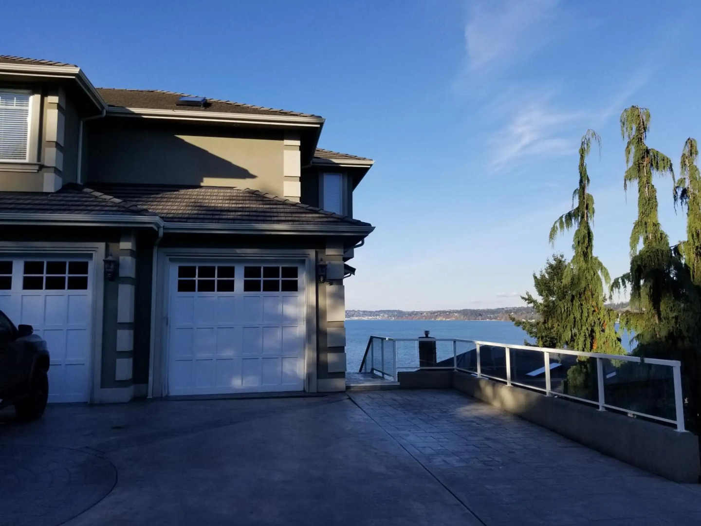 Redondo waterfront house with a private room
