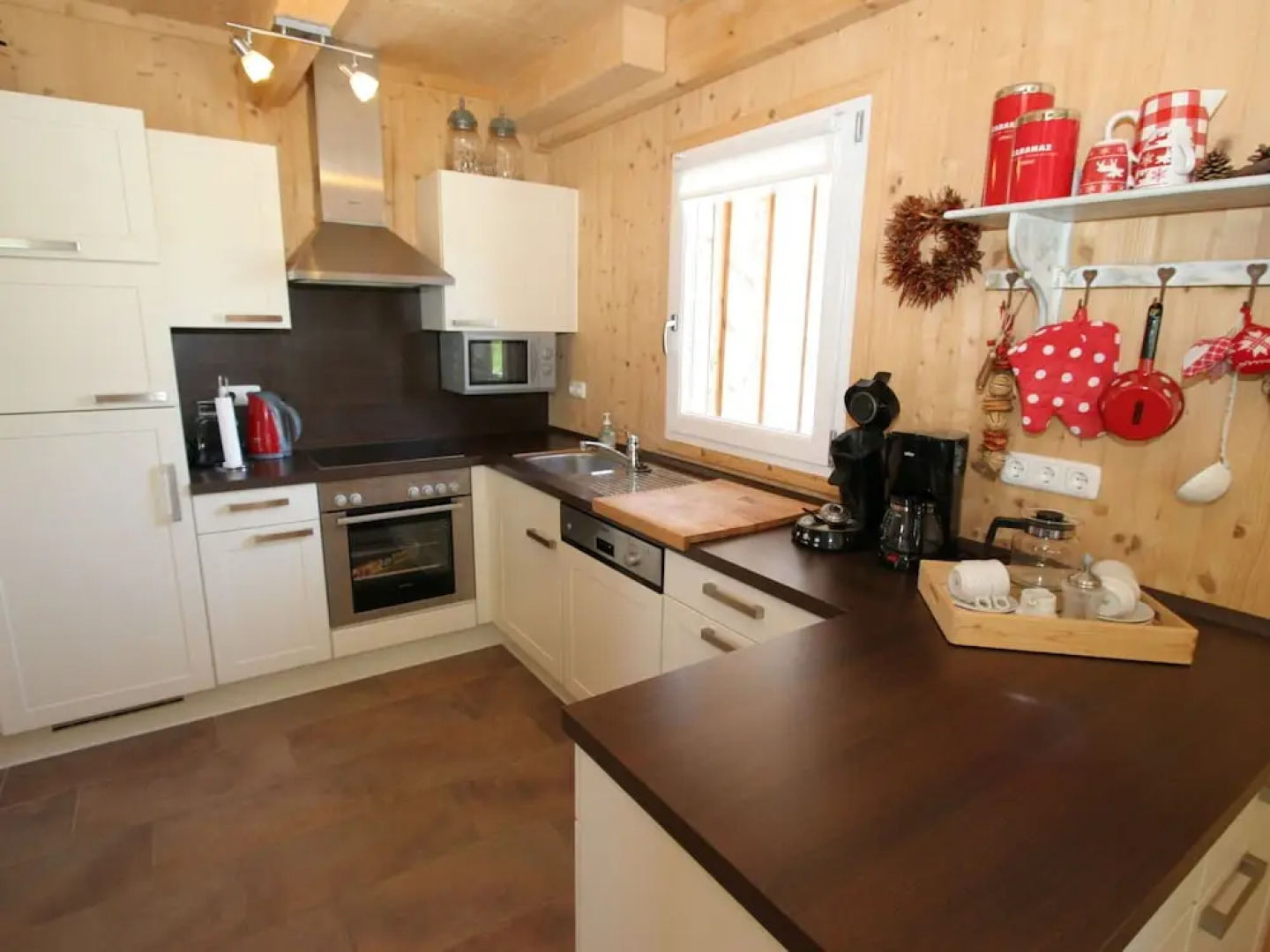 Fancy Chalet in Hohentauern With Sauna & Mountain Views