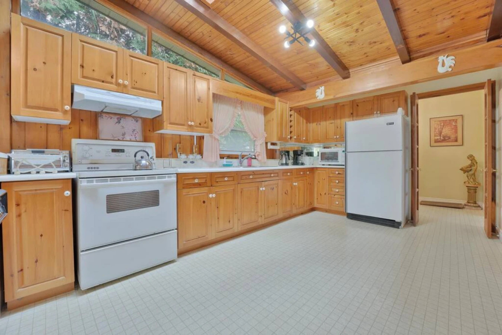 Rustic Cottage w Heating Kitchen Canal Lake