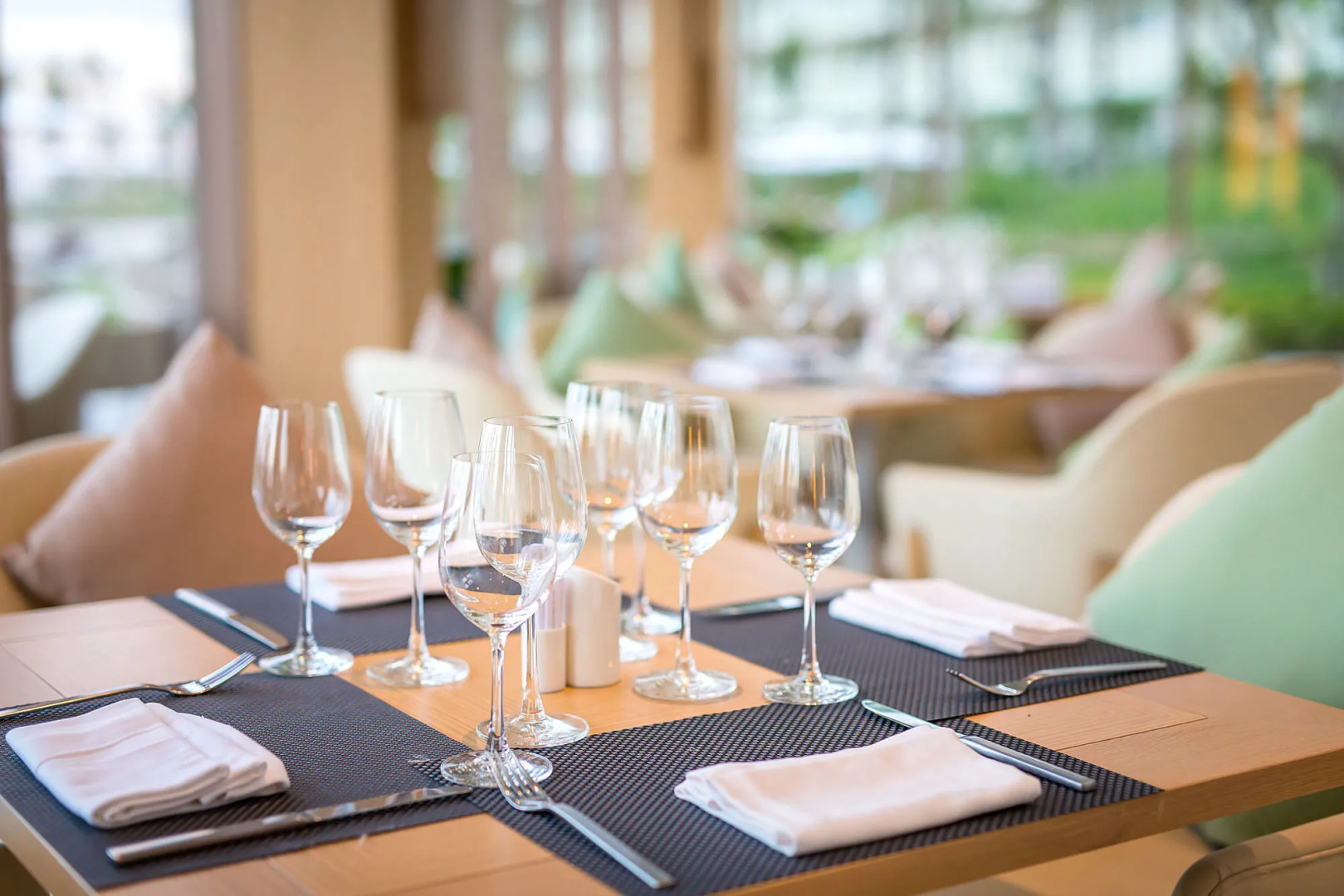 FLC Luxury Hotel Samson