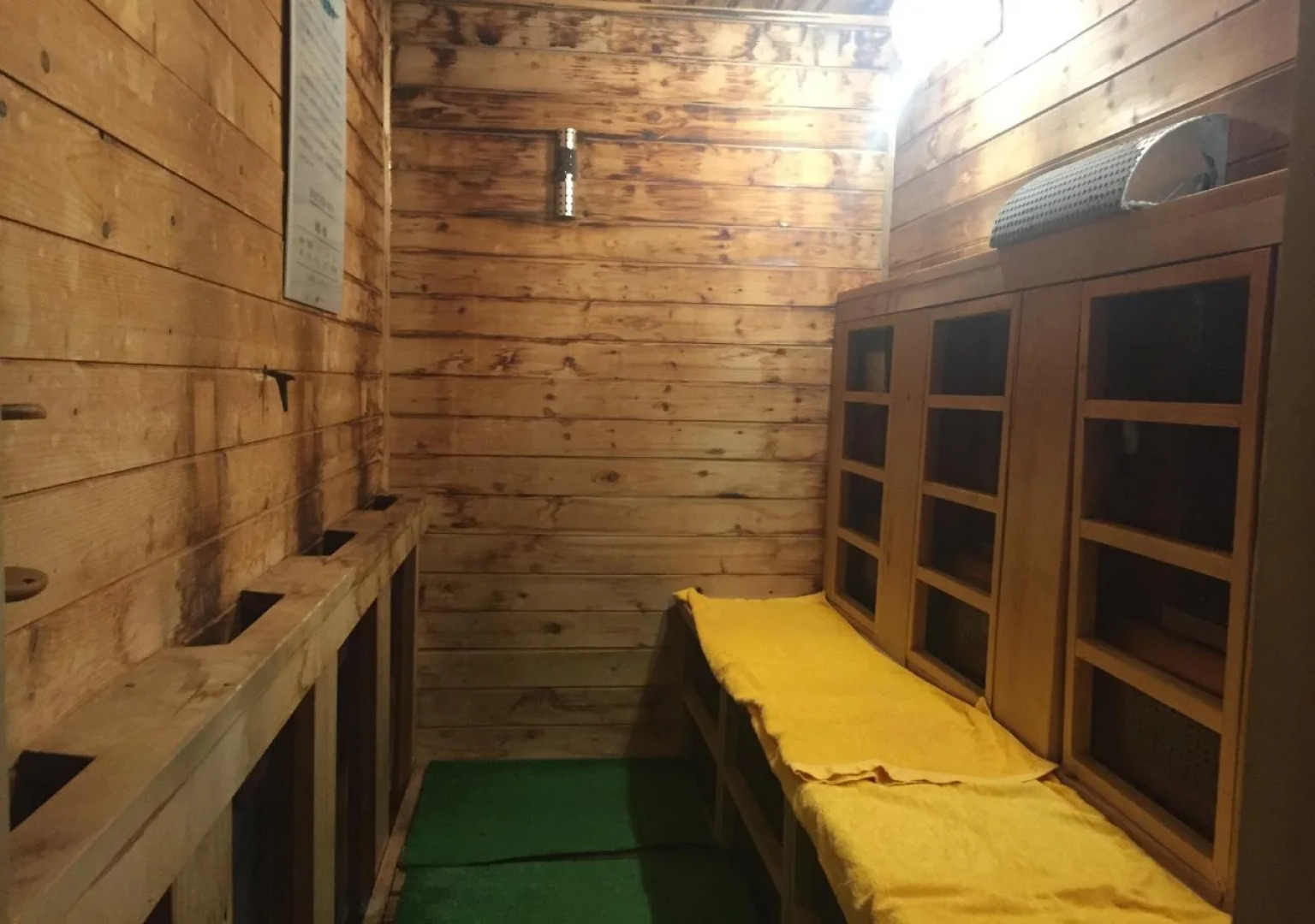 Chalet Burlap Furanui