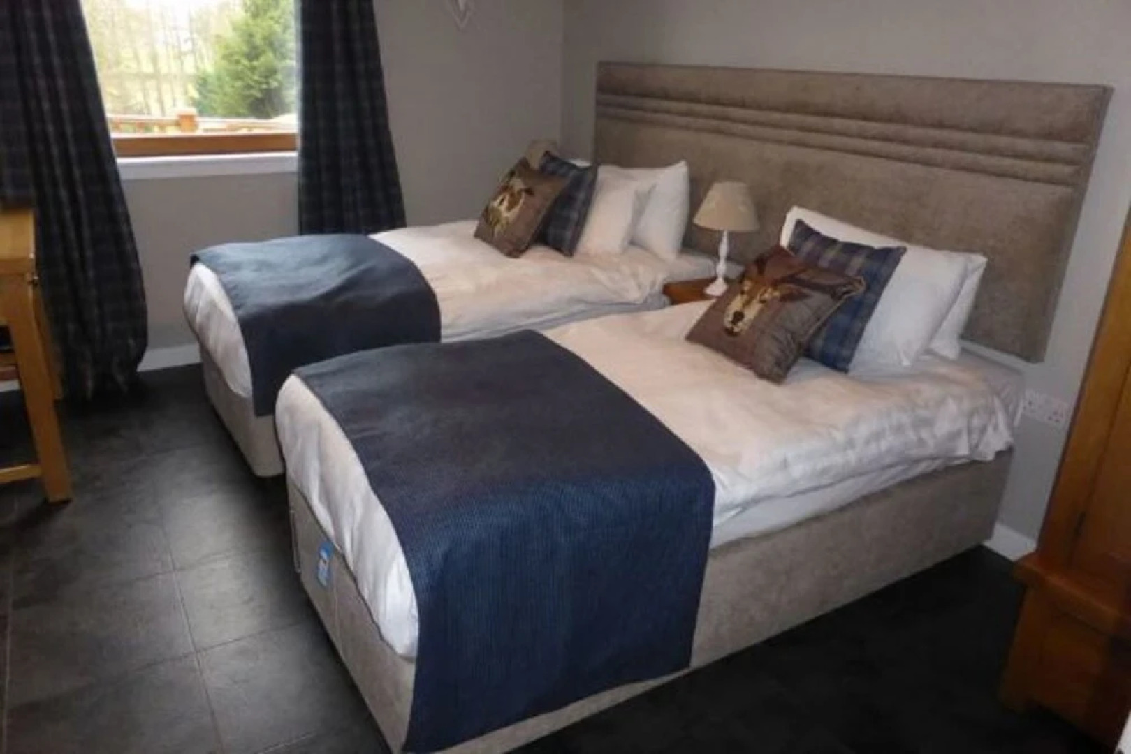 Lord Galloway 31 With Hot Tub, Newton Stewart