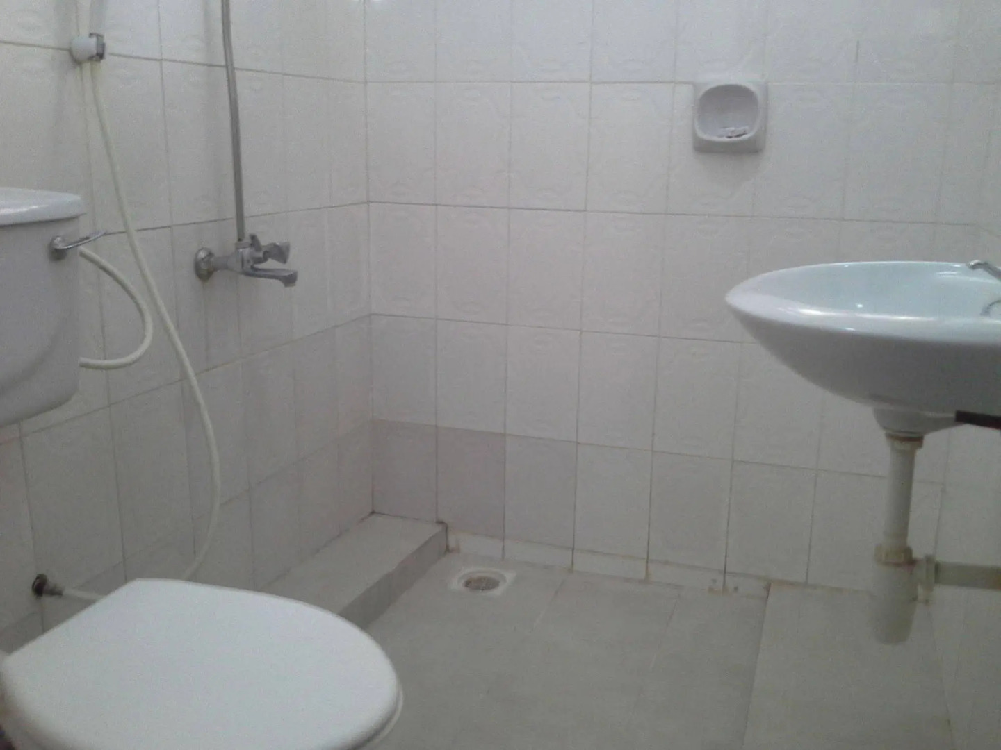 Fine Travellers Hotel