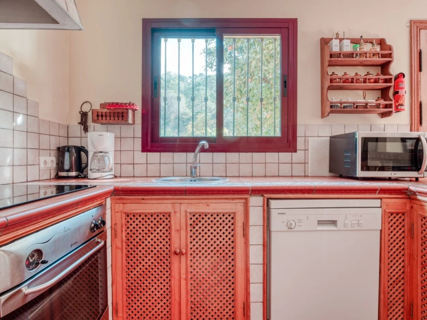 Scenic Villa in Ojen With Private Swimming Pool