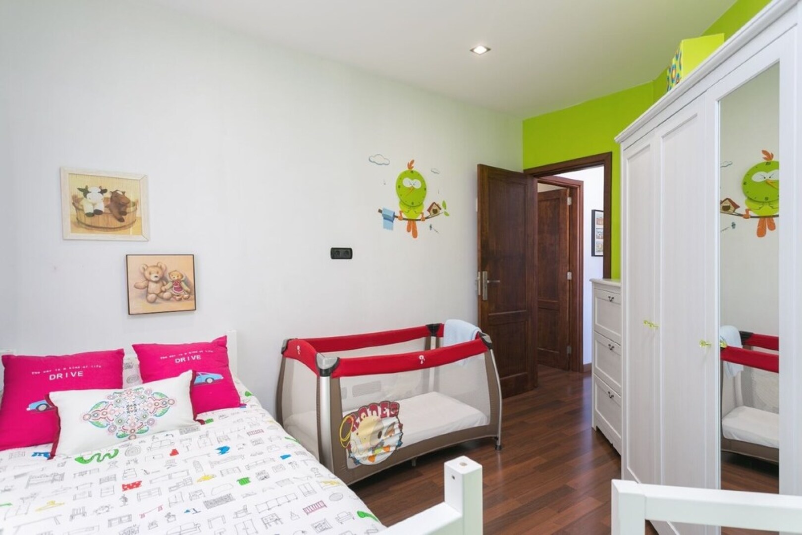 Live Las Aguas House