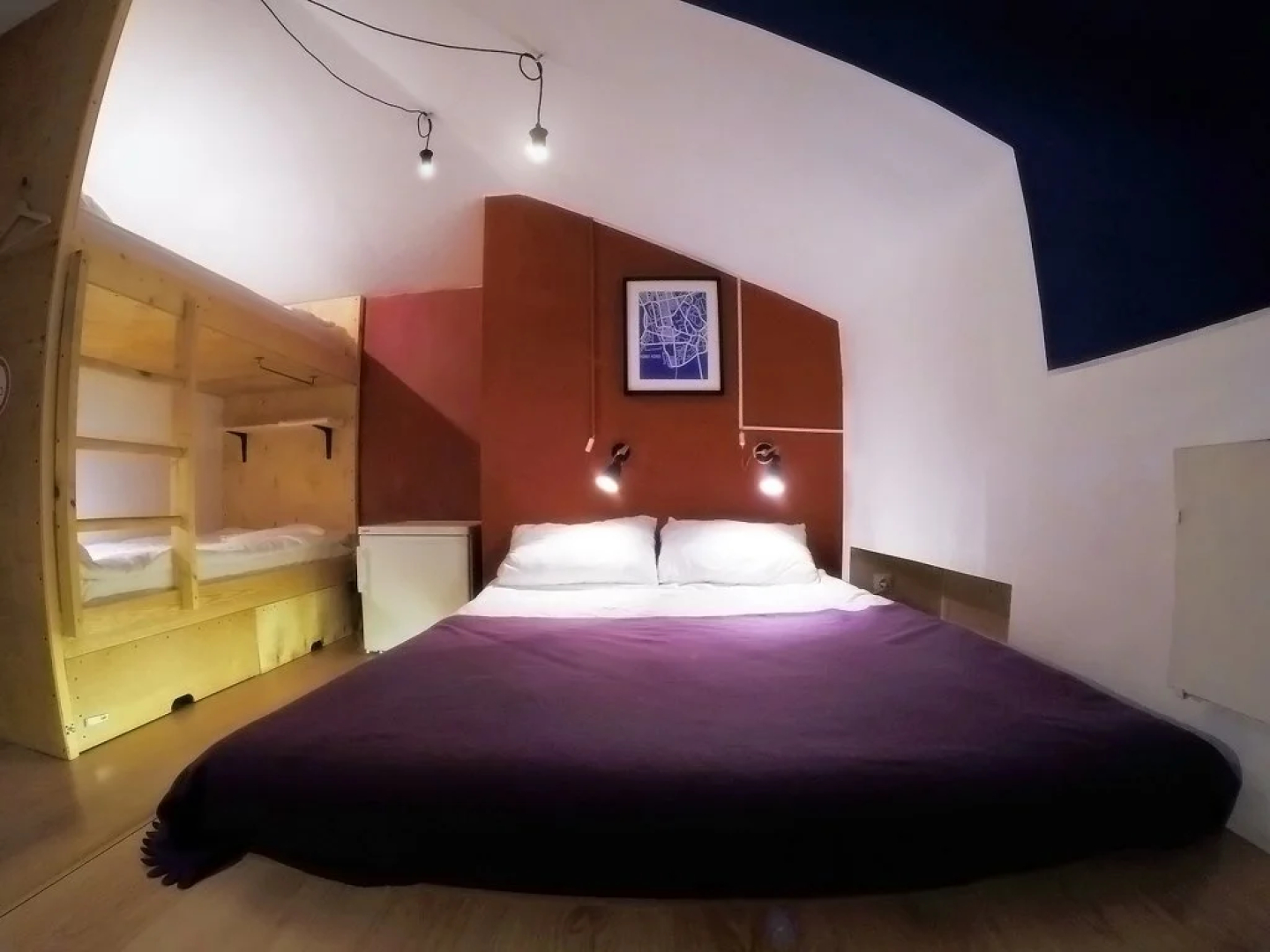 HQ Hostel