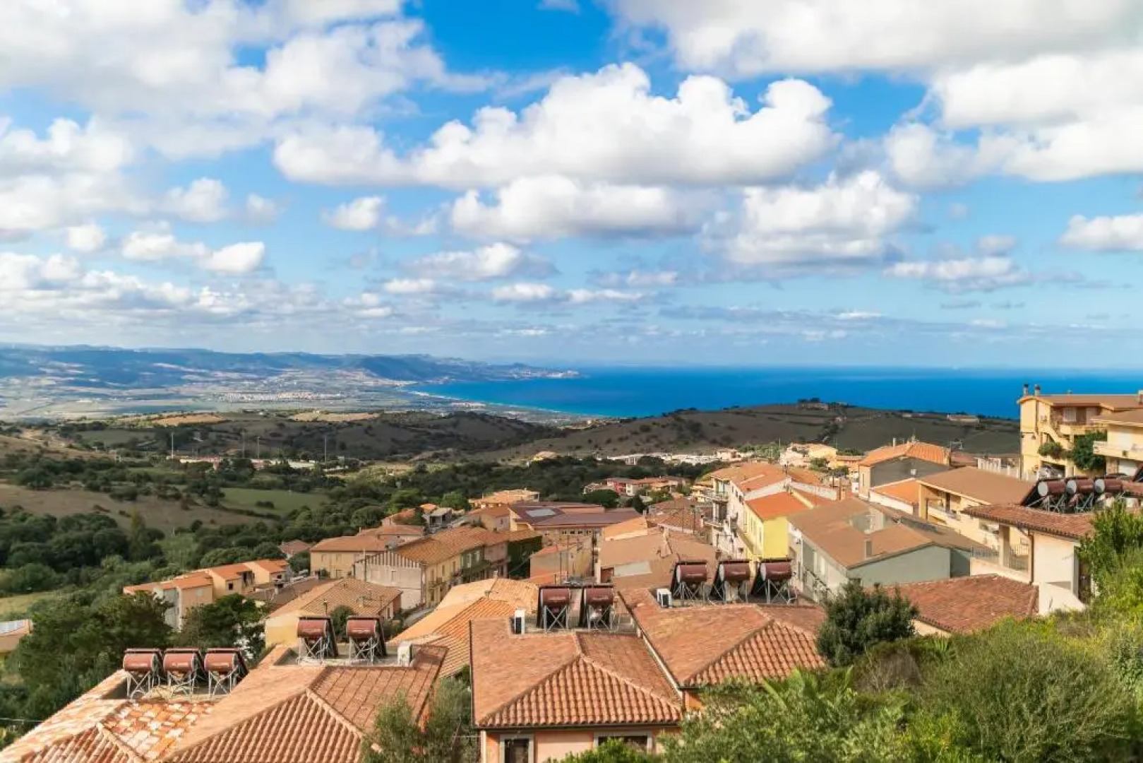 Appartamento con piscina 14