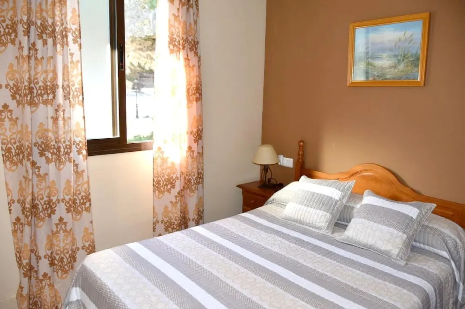 Apartment With one Bedroom in Setenil de las Bodegas, With Wonderful City View, Balcony and Wifi