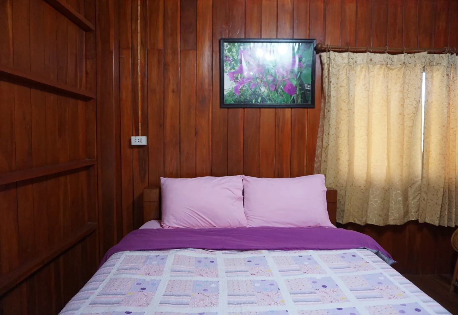 Settee Homestay