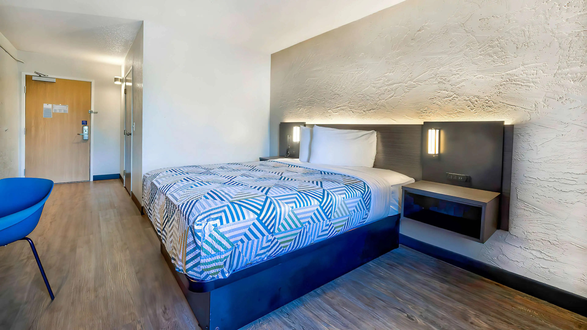 Motel 6 Milwaukee, WI - Glendale