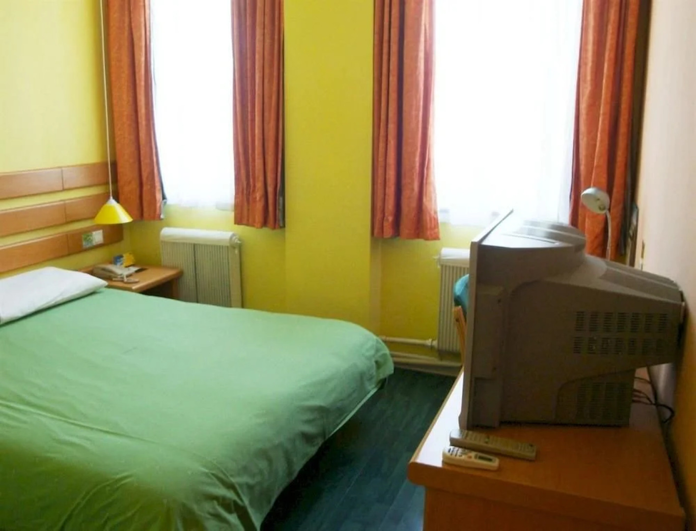 Home Inn (Jilin Taoyuan Road)