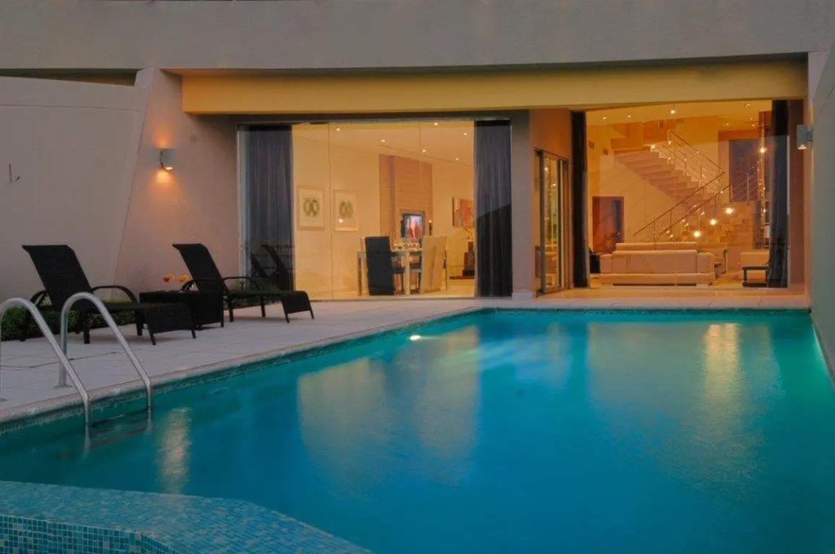 The Dragon Hotel & Resort & Sea Loft Chalets