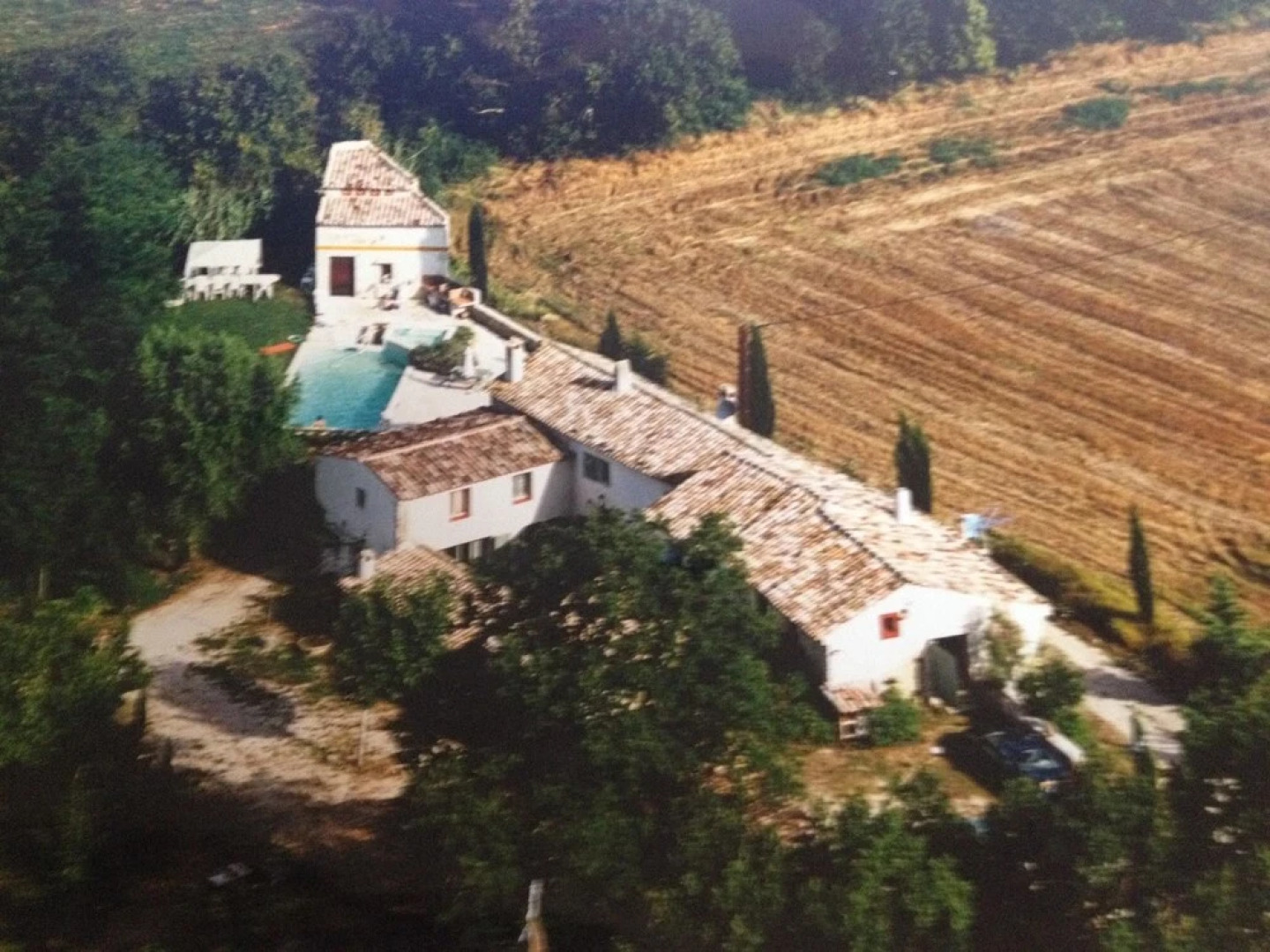 House With 6 Bedrooms in Vaugines, With Private Pool, Furnished Garden