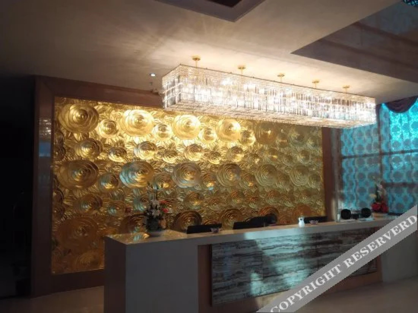 Urba Bona Hotel (Golmud Railway Station & Kunlun Park Branch)