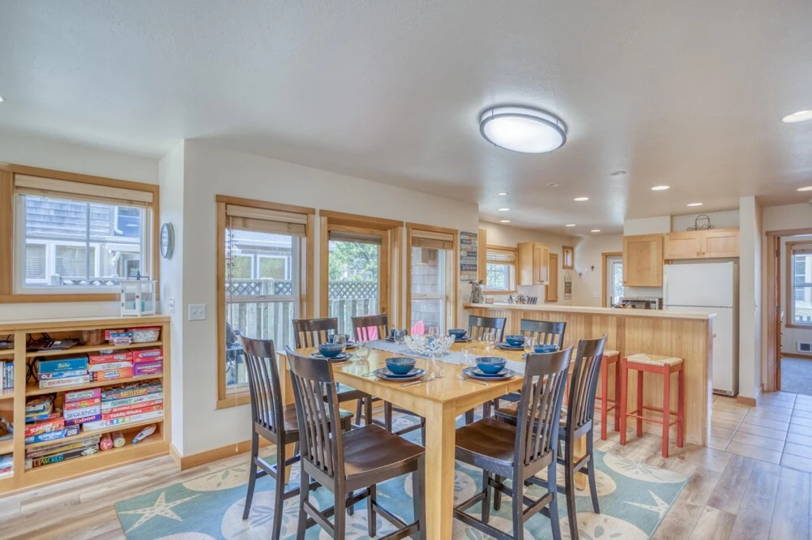 Seas The Day Pacific City