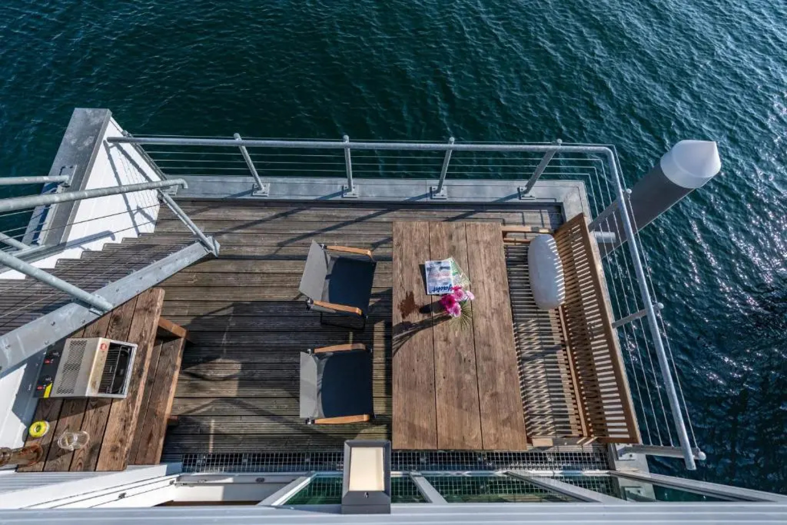 Schwimmendes Haus 10 Grad Ost