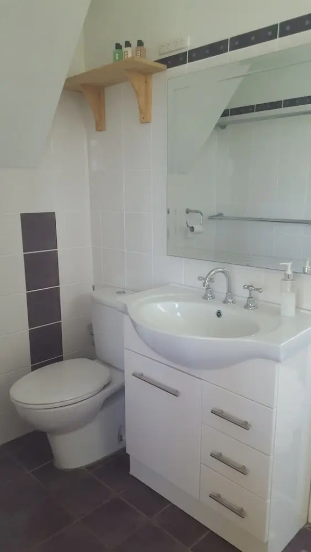 Dam It Getaway- Homestead