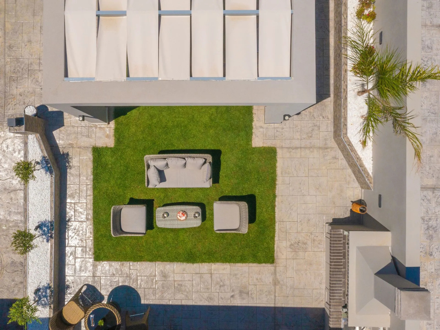 Rua Mat Villas