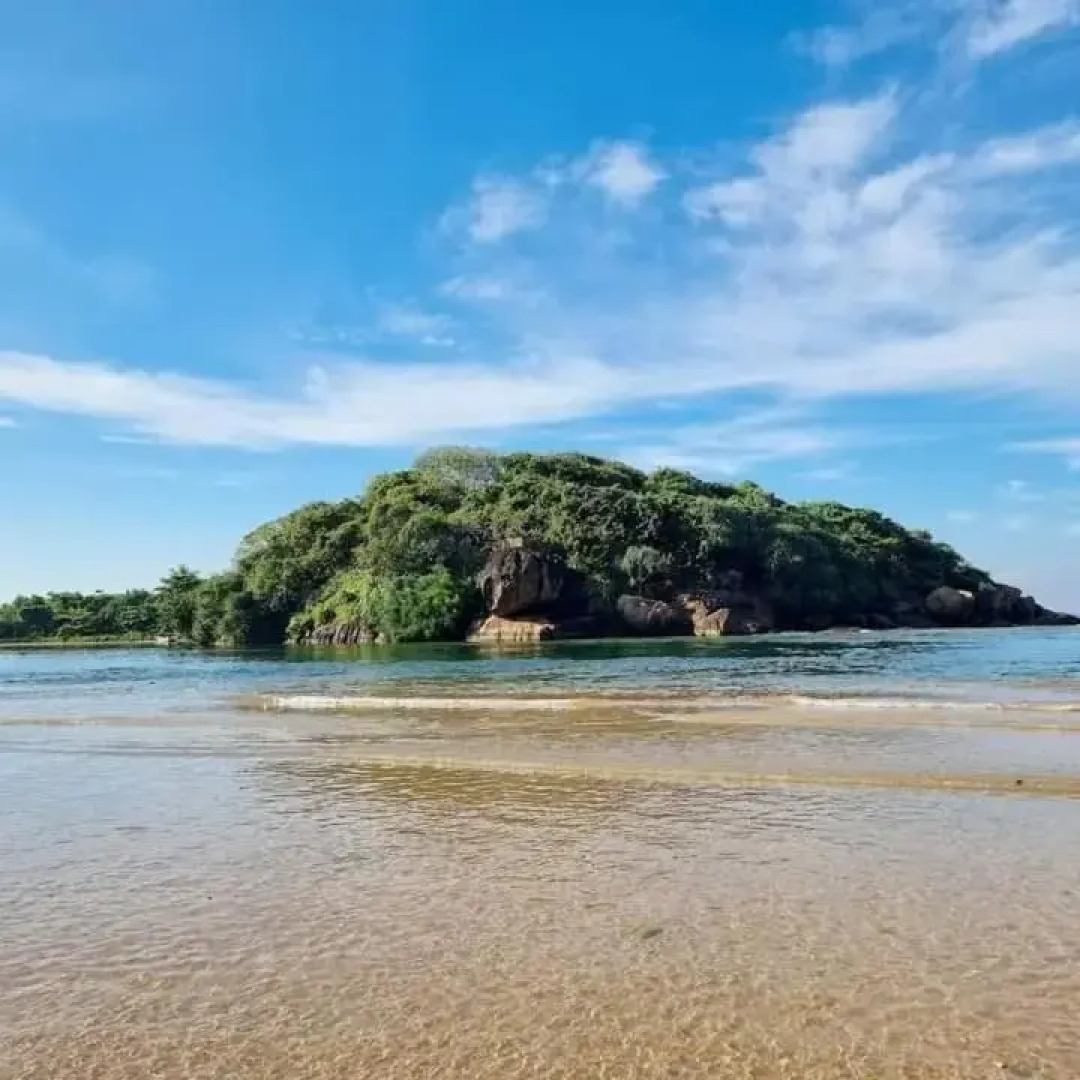 Aura Beach Villa Aluthgama