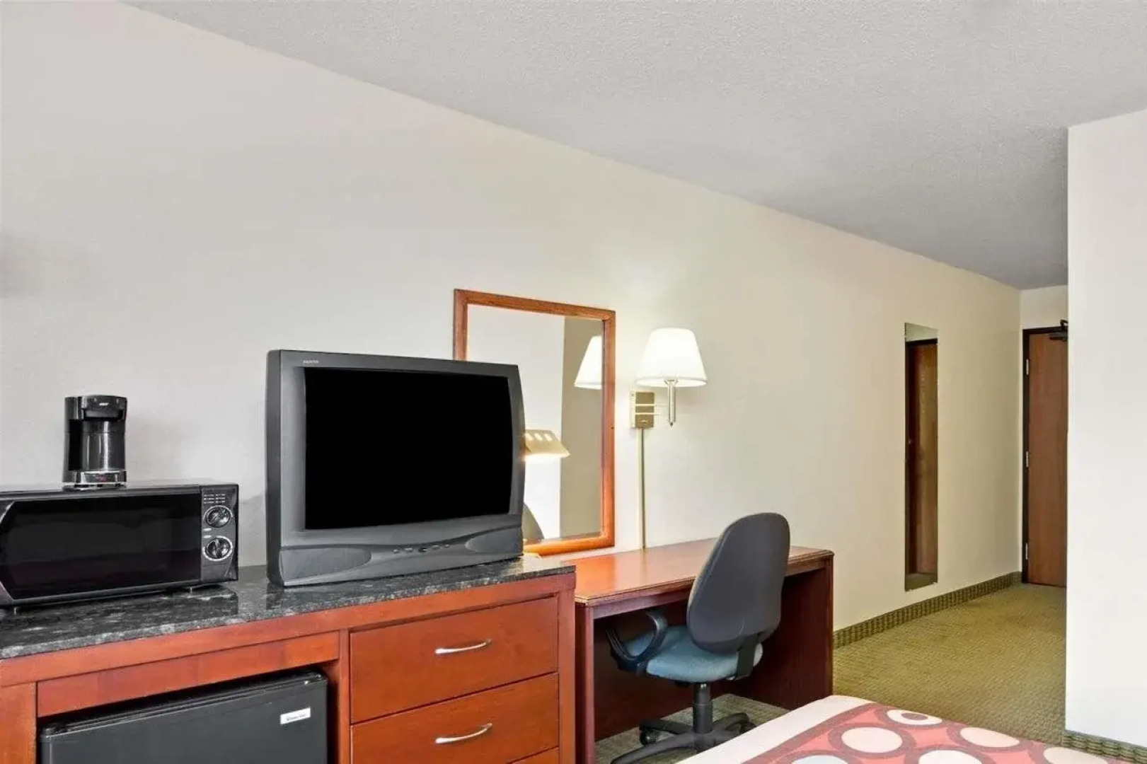 Super 8 By Wyndham Belleville