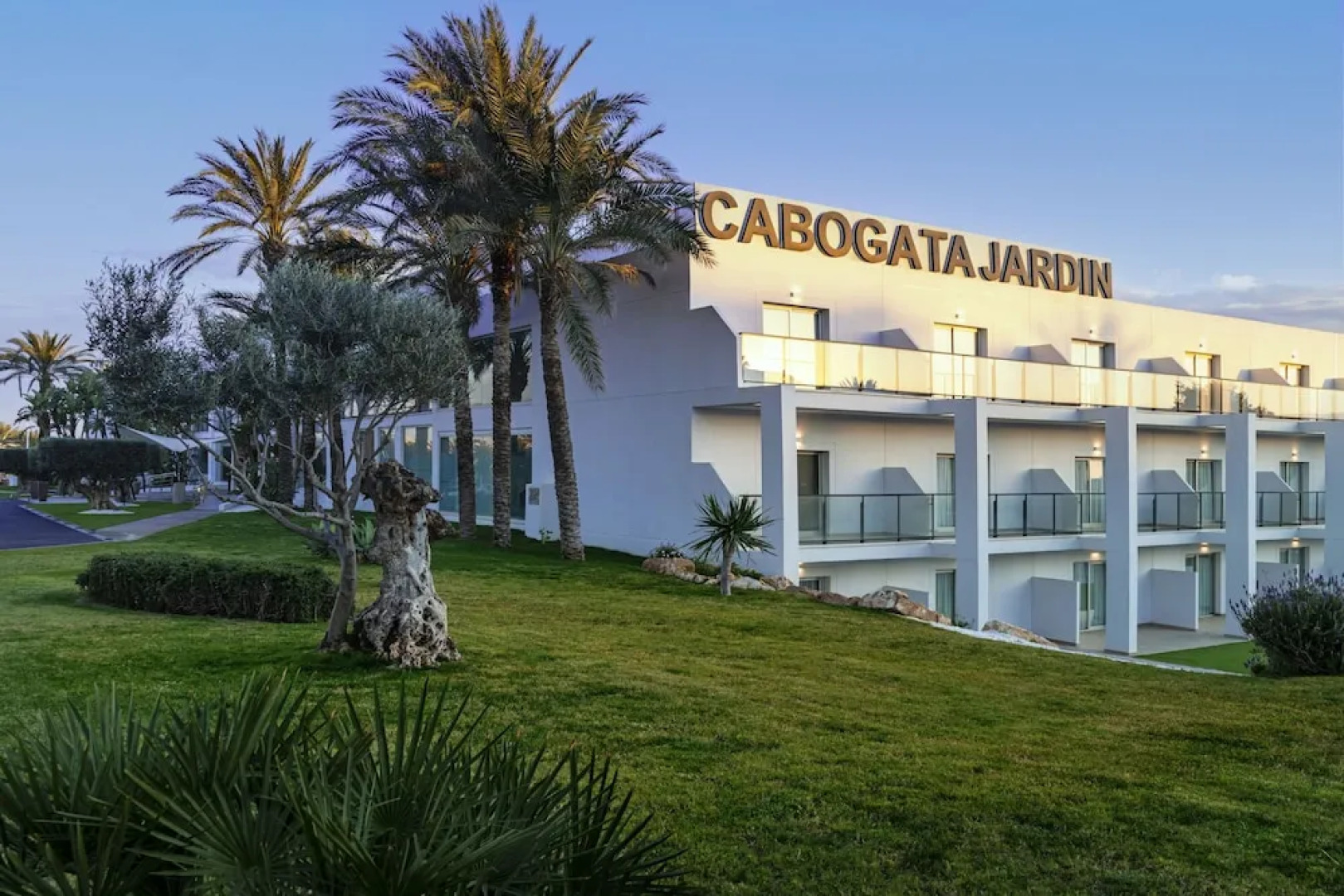Cabogata Jardín Hotel & Spa