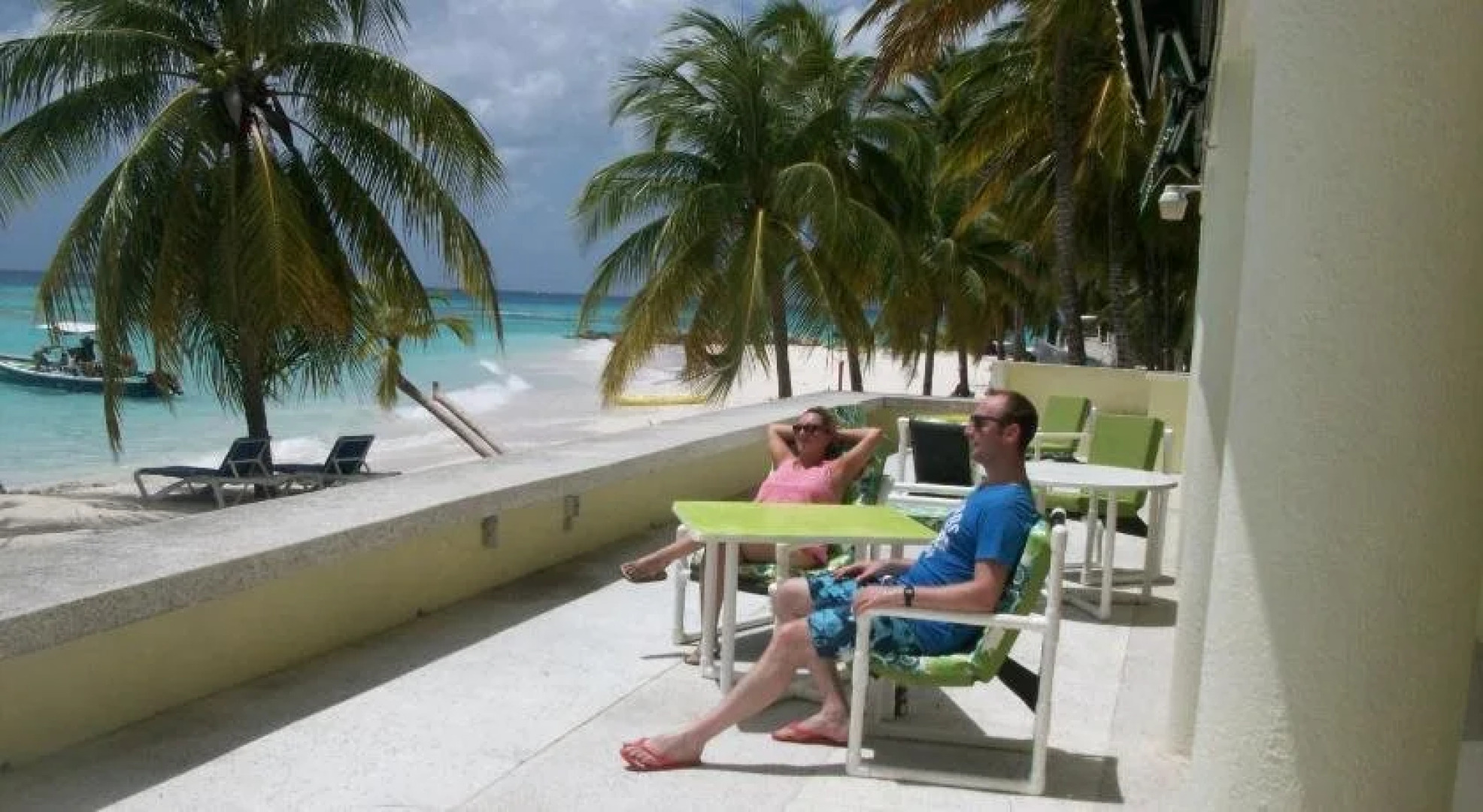 Chateau Blanc Apartments on Sea