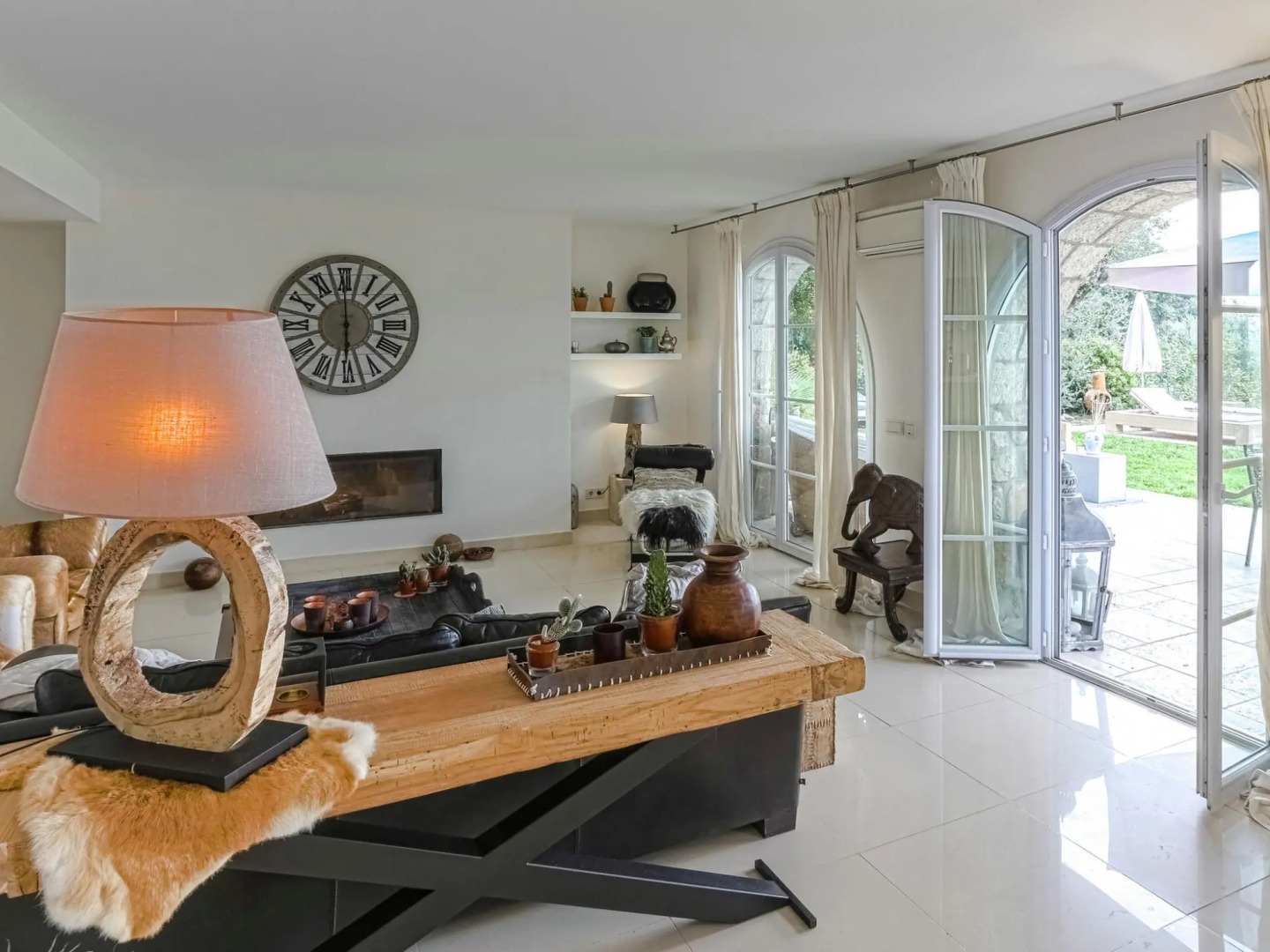 Mountain Villa With Panoramic Sea Views and Pool in Grasse