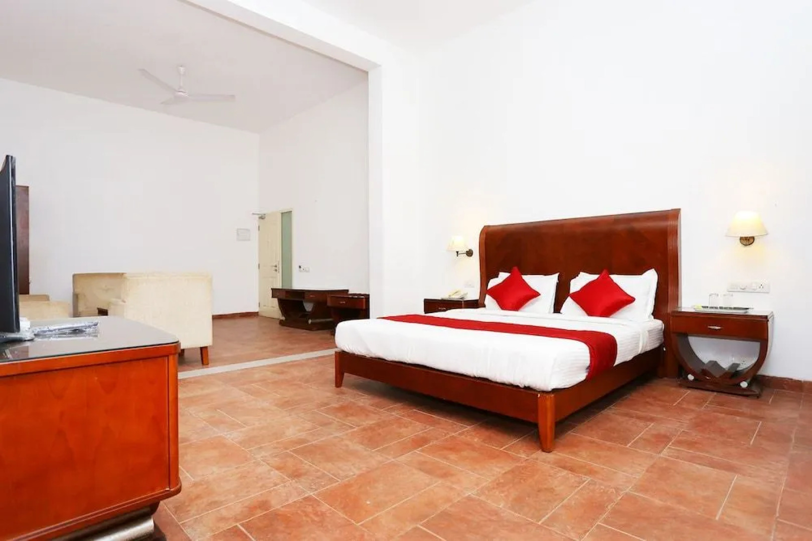 Capital O 29855 Island Inn