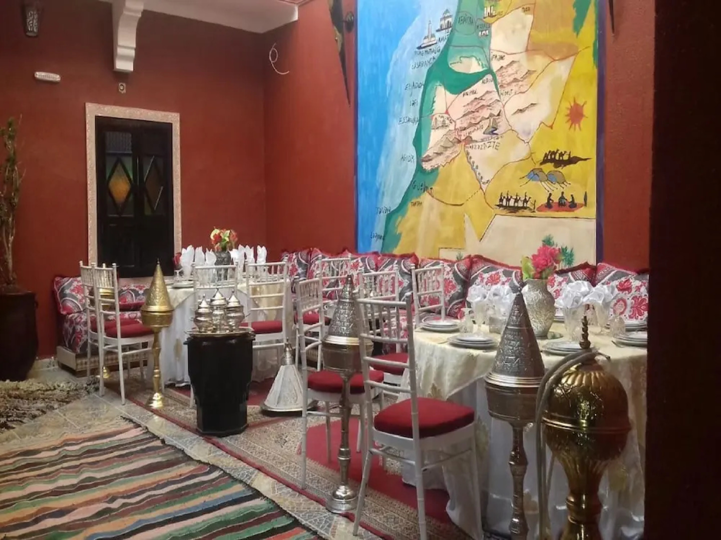 Red Castle Hostel - Backpacker