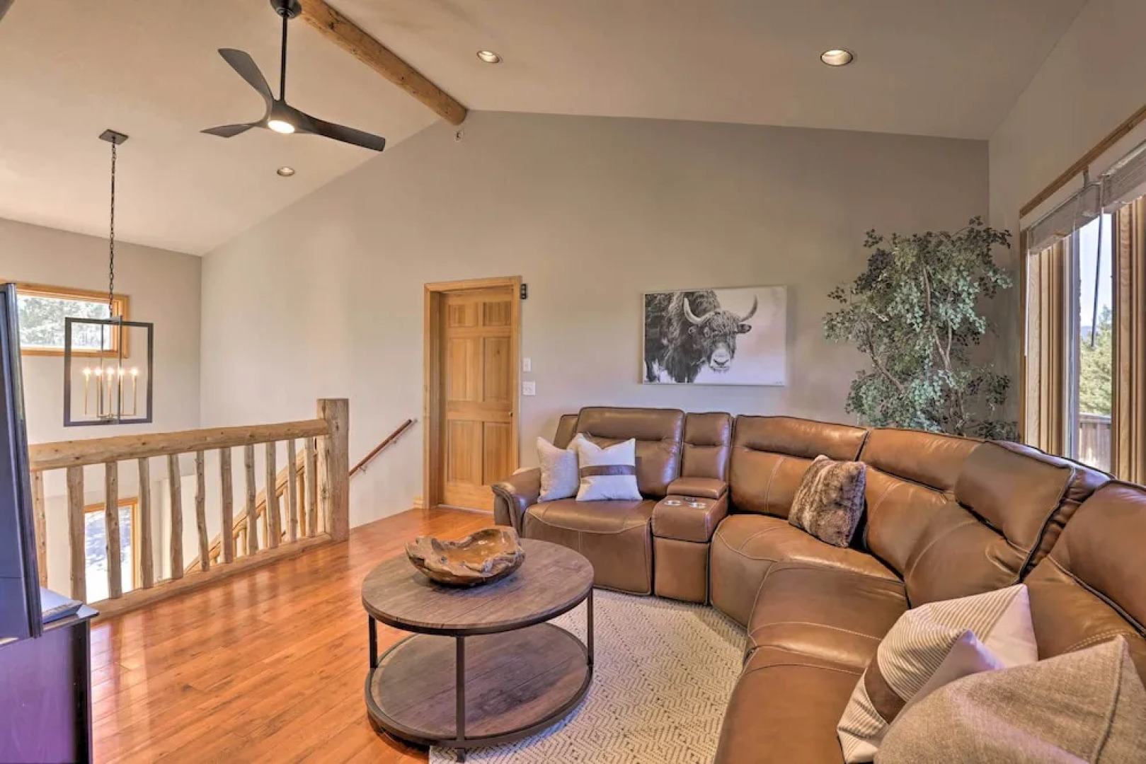 Cabin w/ Game Room & Mtn Views in Silverthorne!