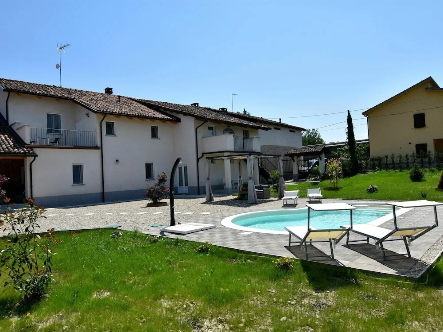 Pleasant Farmhouse in Asti Italy With Private Pool