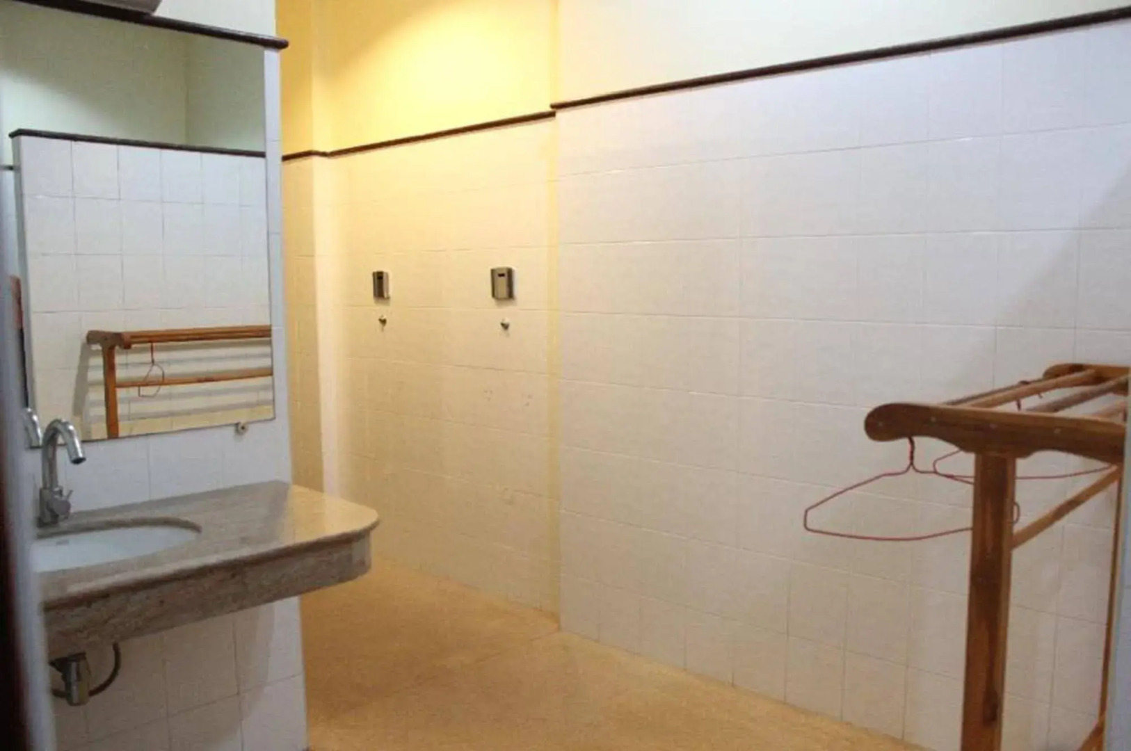 Boom Boom Beach Resort Laem Sing