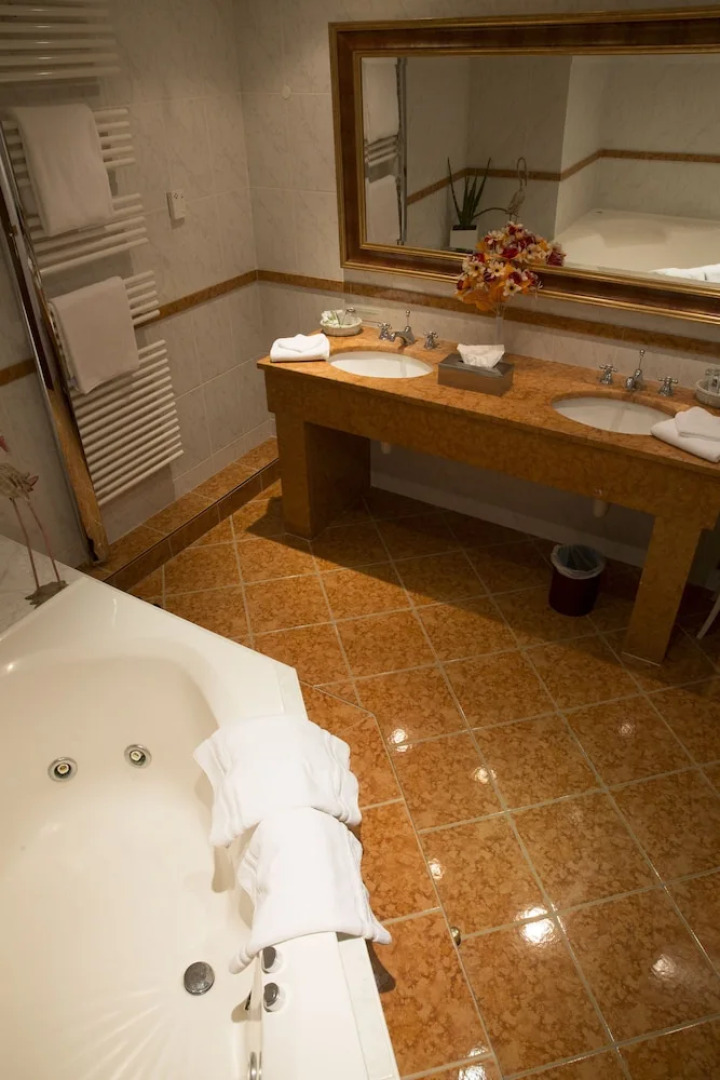 La Grange De Conde Chateaux Et Hotels Collection