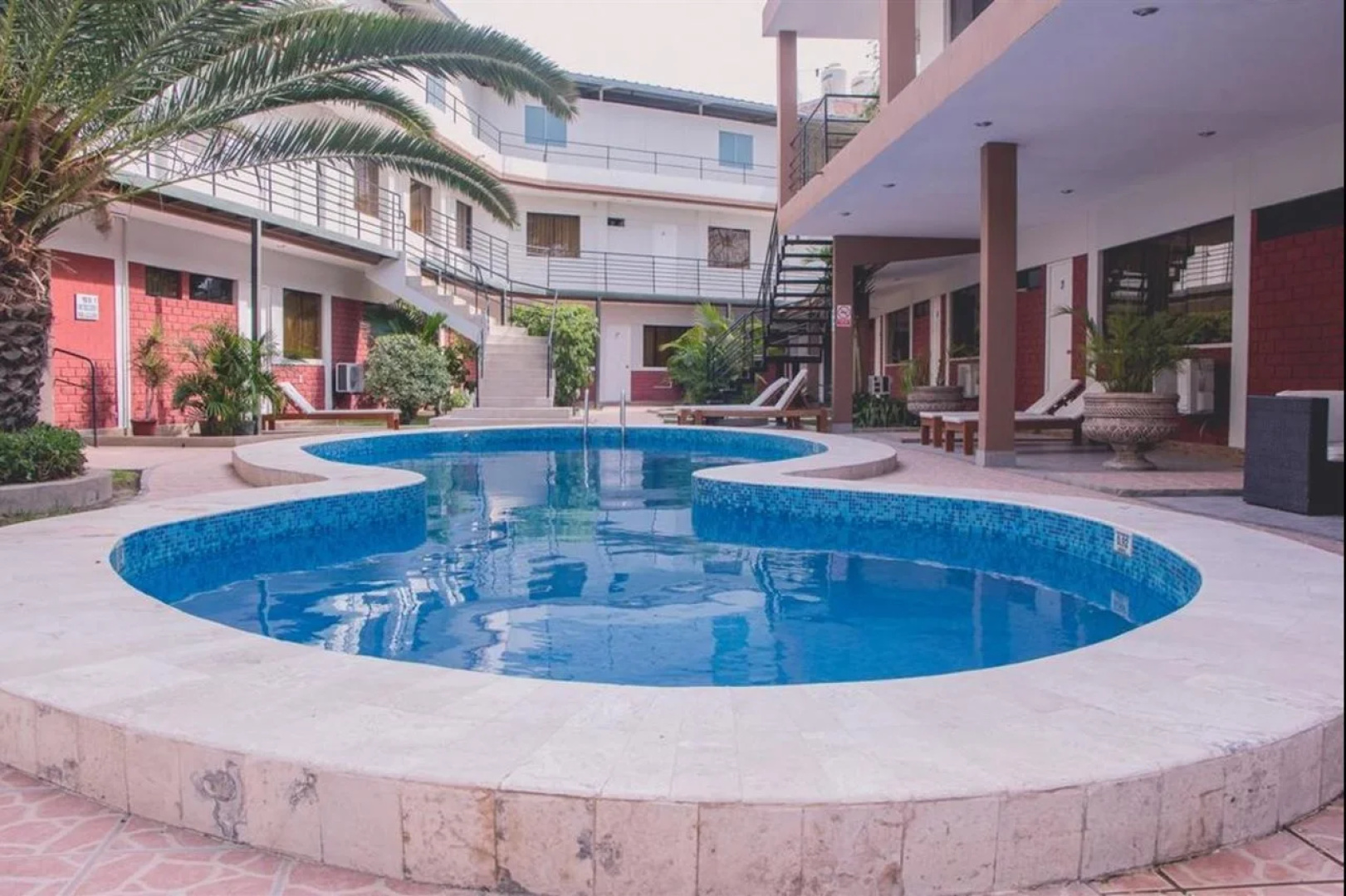 El Angolo Hotel Piura