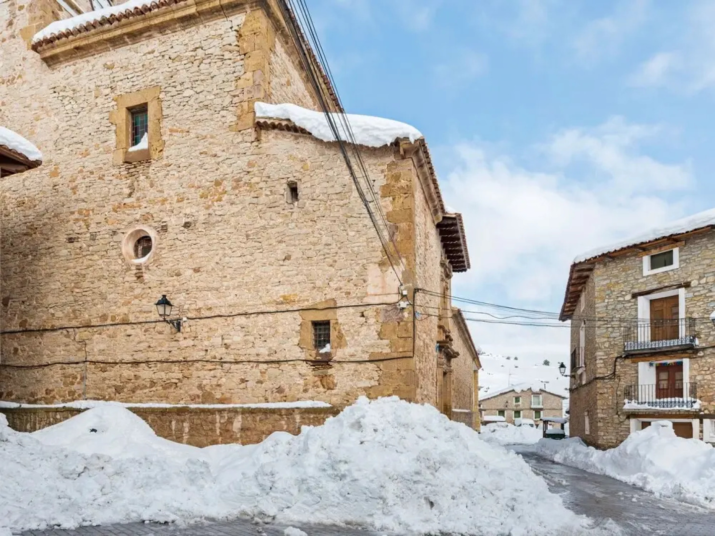 Turistic Apartment in Gudar for Holidays