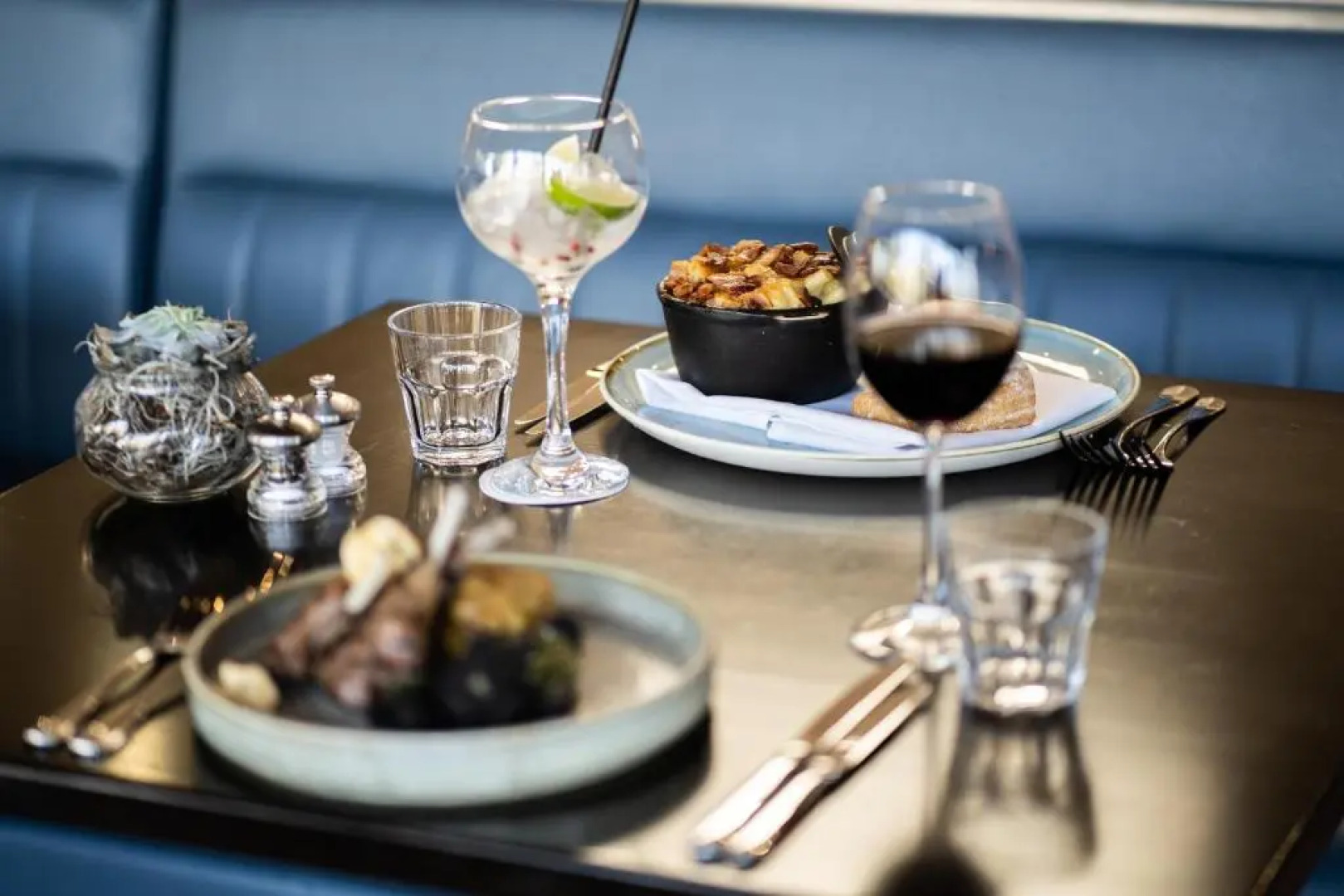 The Kingfisher Pub and Hotel