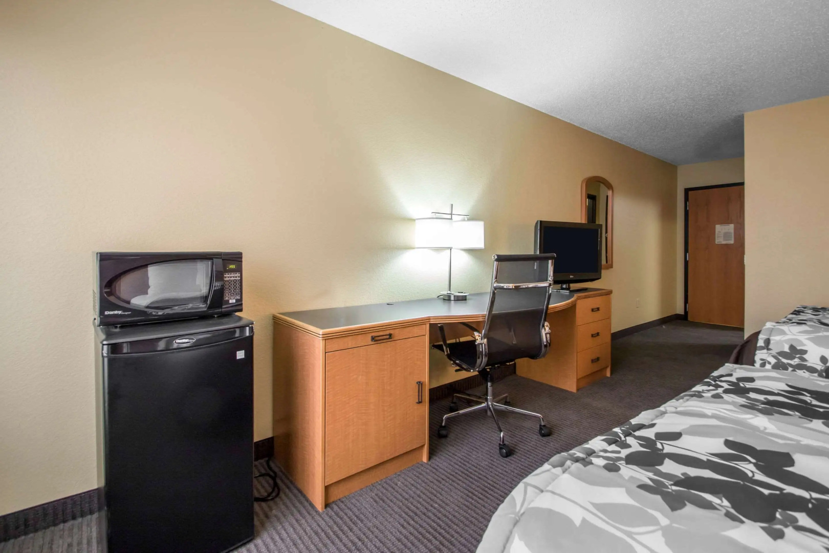 Comfort Inn & Suites Sheboygan I-43
