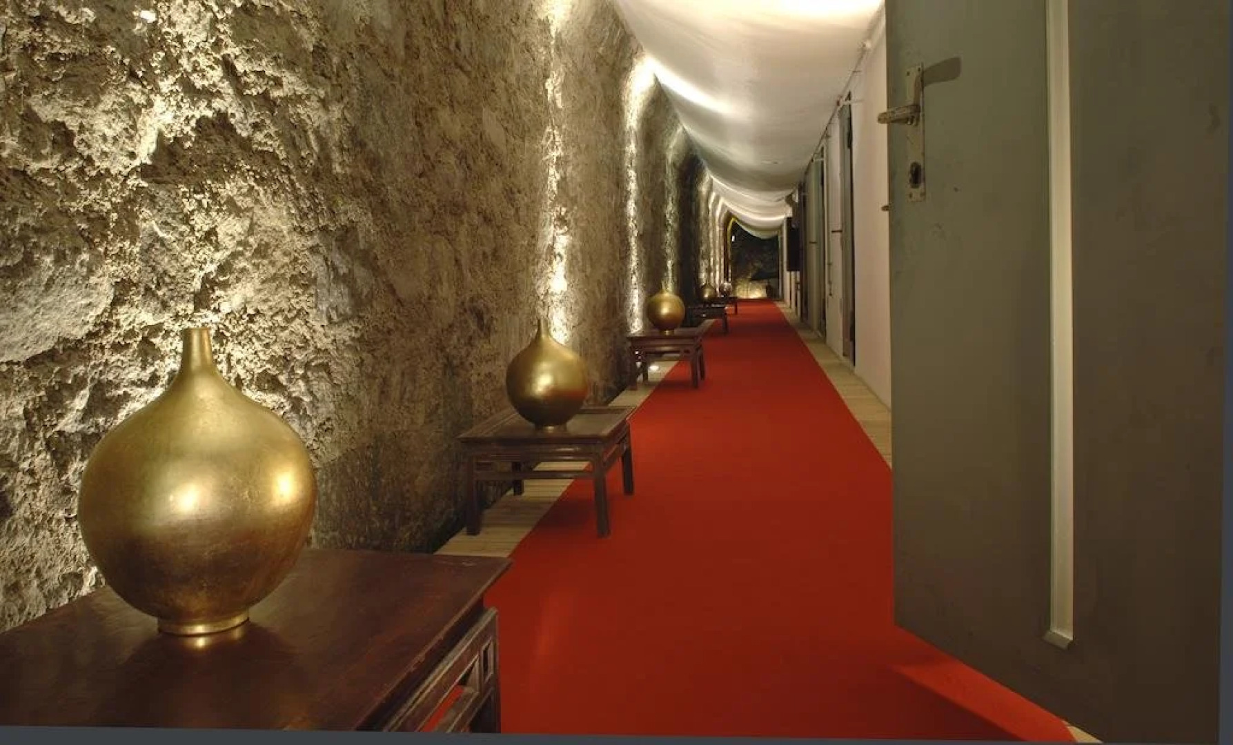 Felsenhotel La Claustra