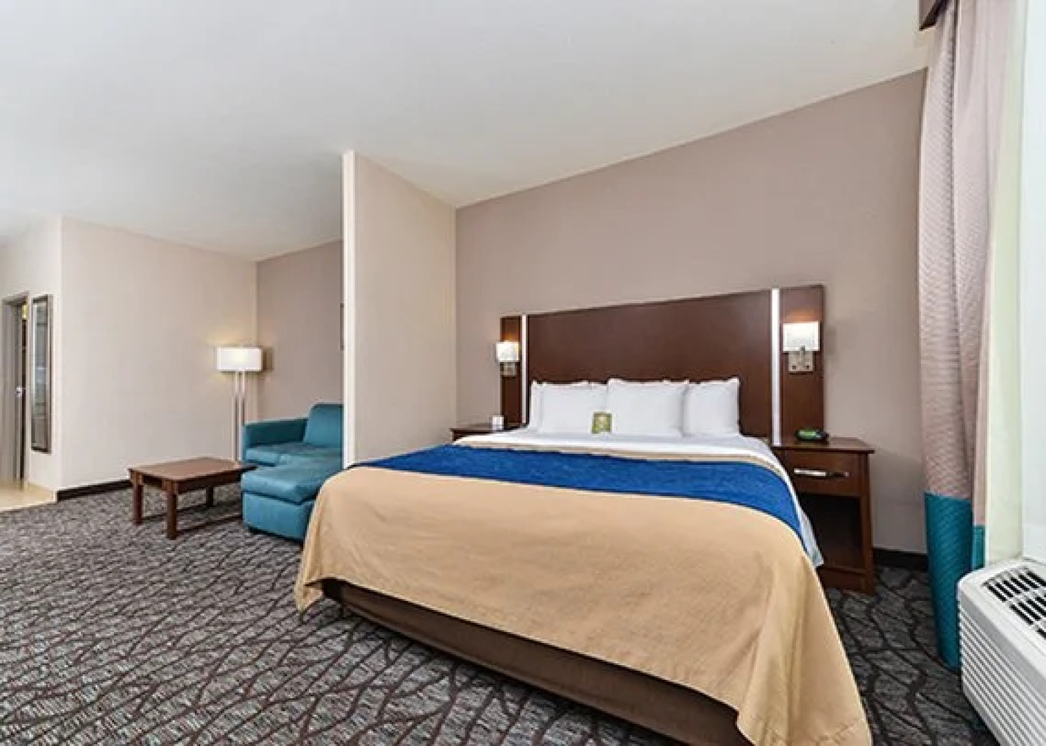 Comfort Inn & Suites
