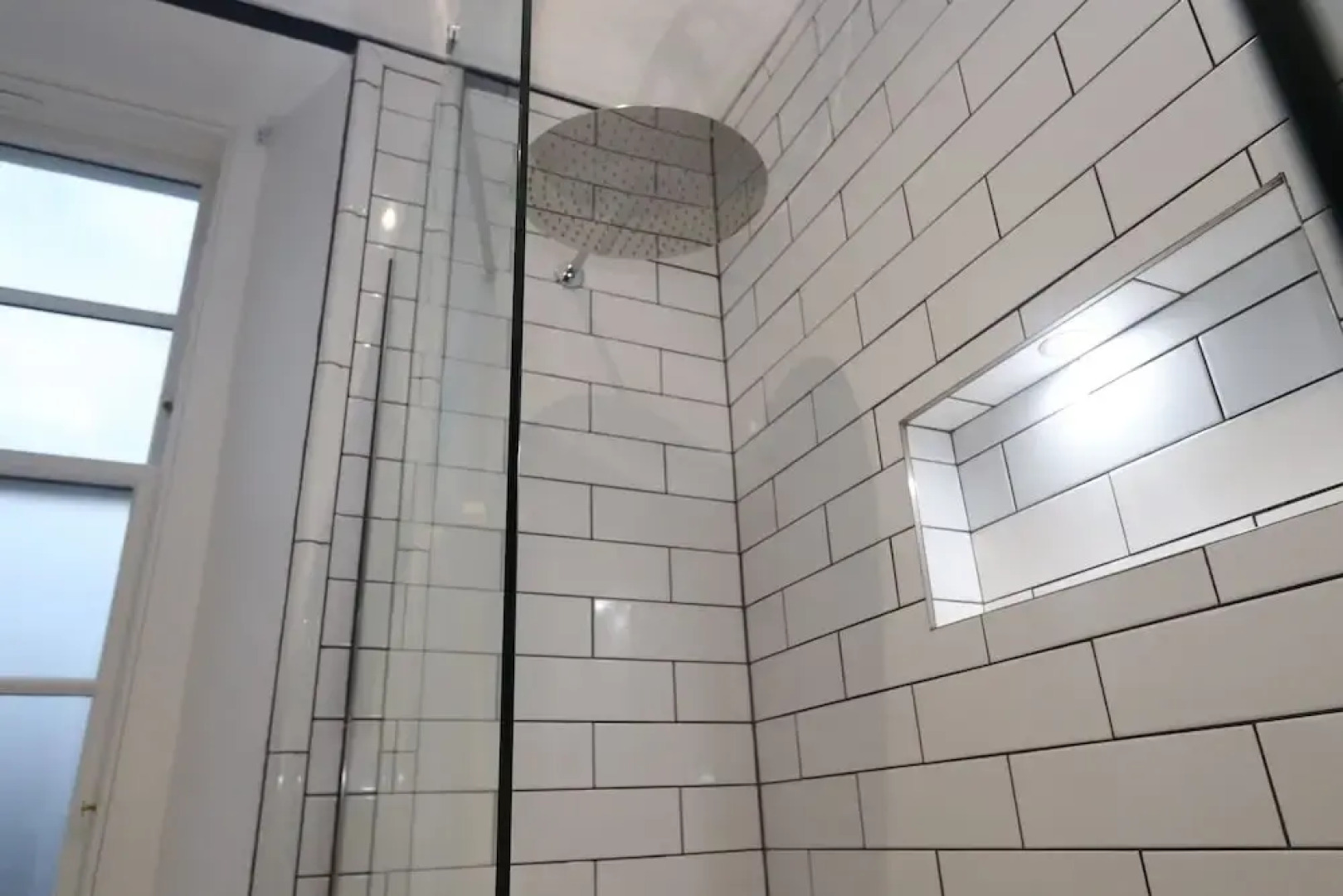 Dollar Apartments at 41