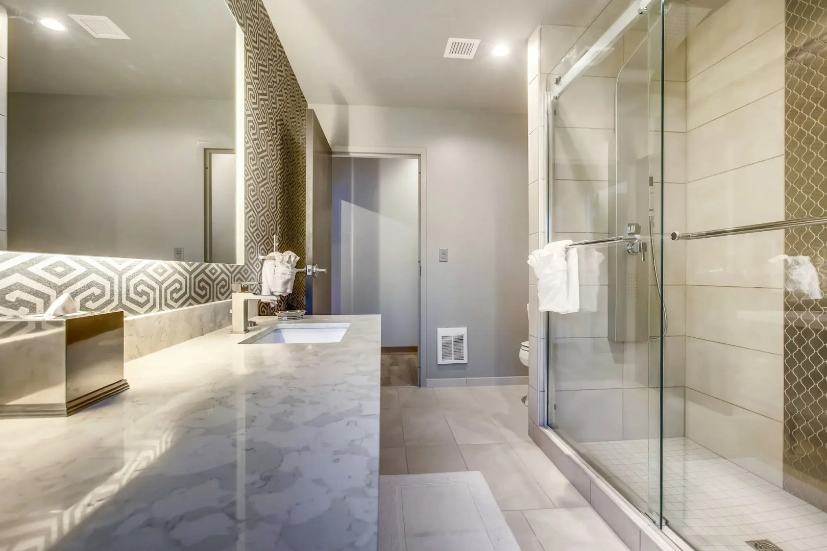 Etage Executive Living