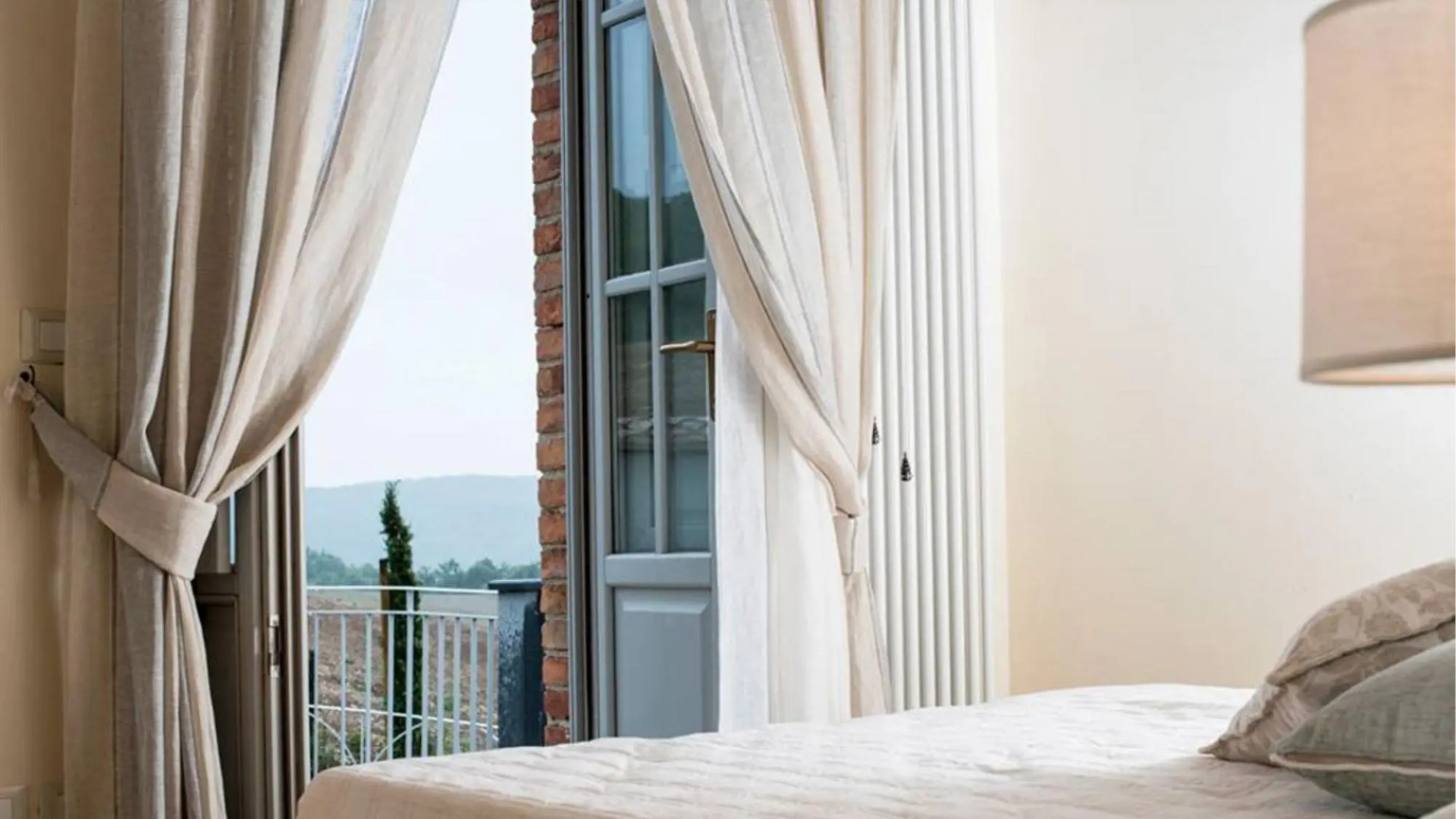 Splendid Villa With big Mediterranean Garden Pool Heated Jacuzzi Fishing Pond-villa Rufeno