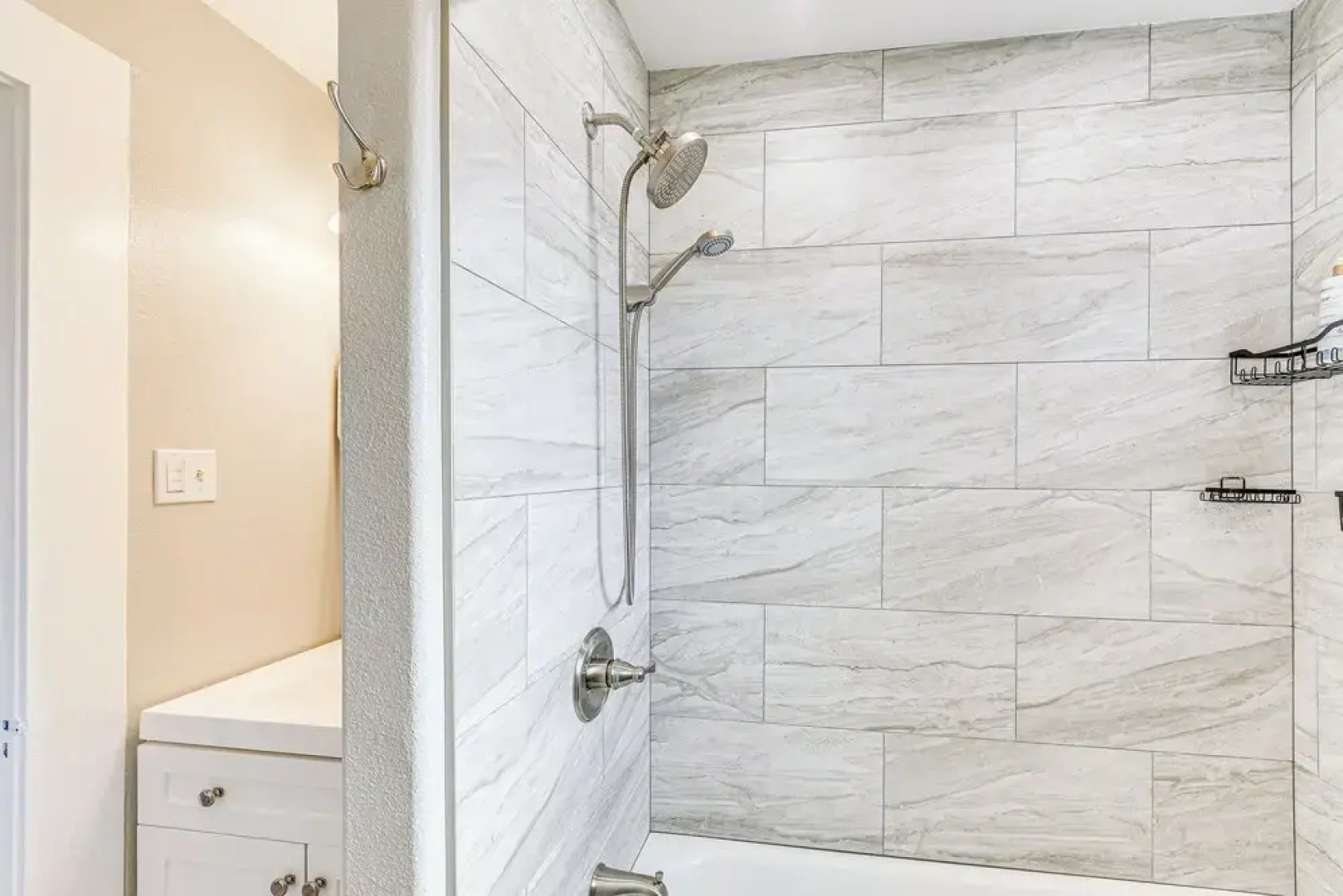 Cozy Norcal Cottage: 2 Mi to Redwoods & Beaches!