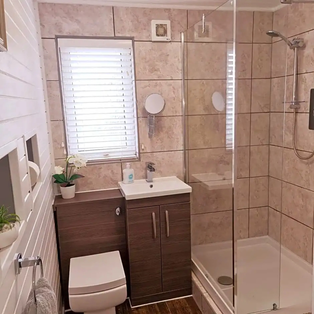 Fenna Lakeside Lodge - Pine Lake Resort